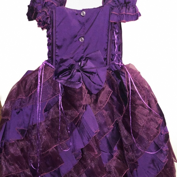 Formal Dress - Picture 2 of 3